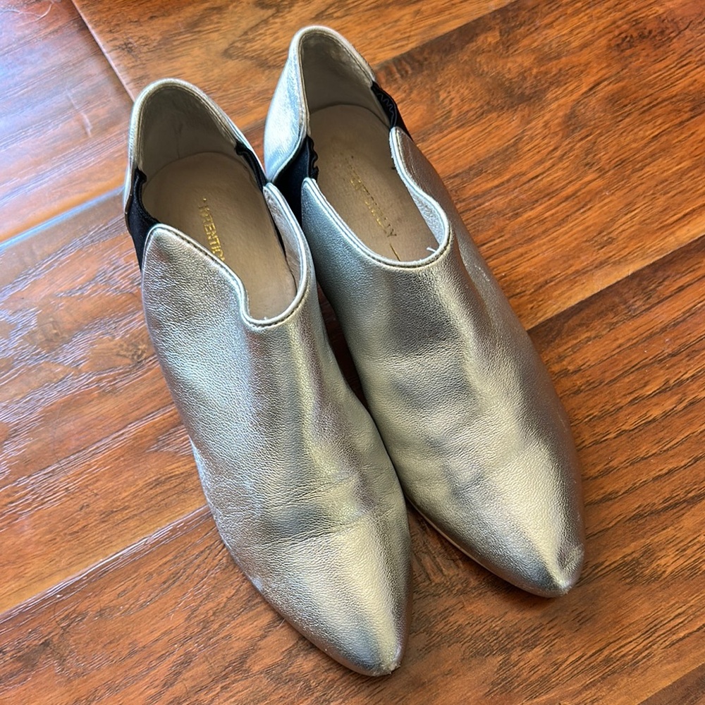 INTENTIONALLY BLANK Silver Ankle Booties with Sleek‎ Design